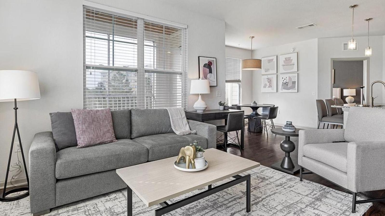 Landing At Center 301 - 2 Bedrooms In Belton Exterior photo